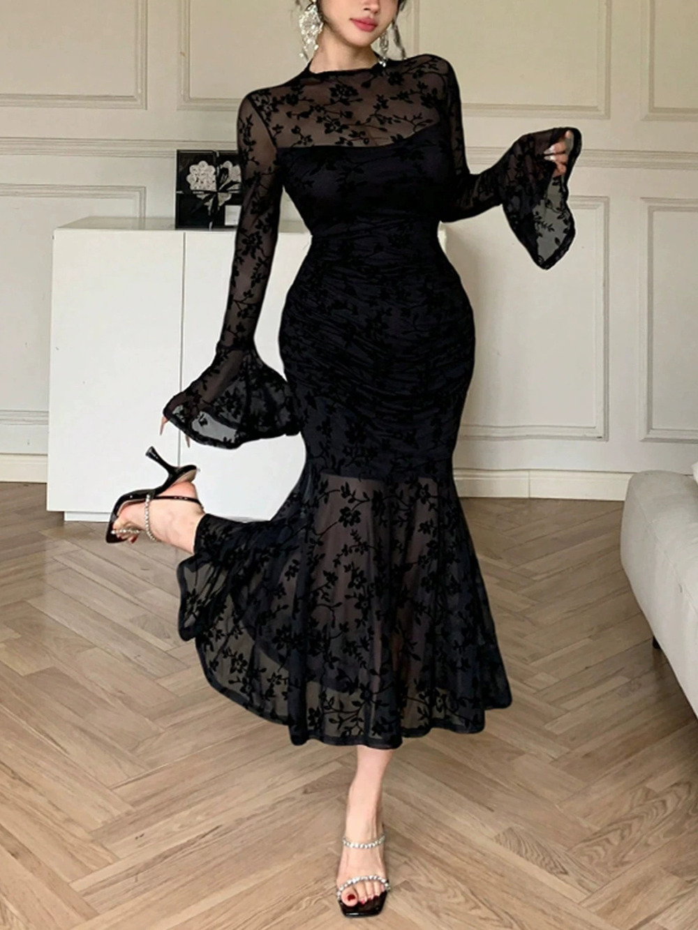 ZARA French Elegant Sexy Flocked Mesh Bell Sleeve Bodycon Mermaid Evening Dress